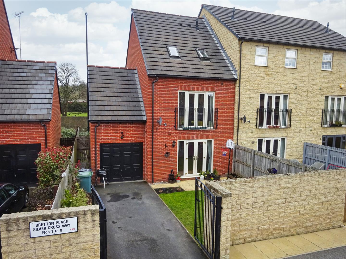 Otley Road, Guiseley Hardisty And Co